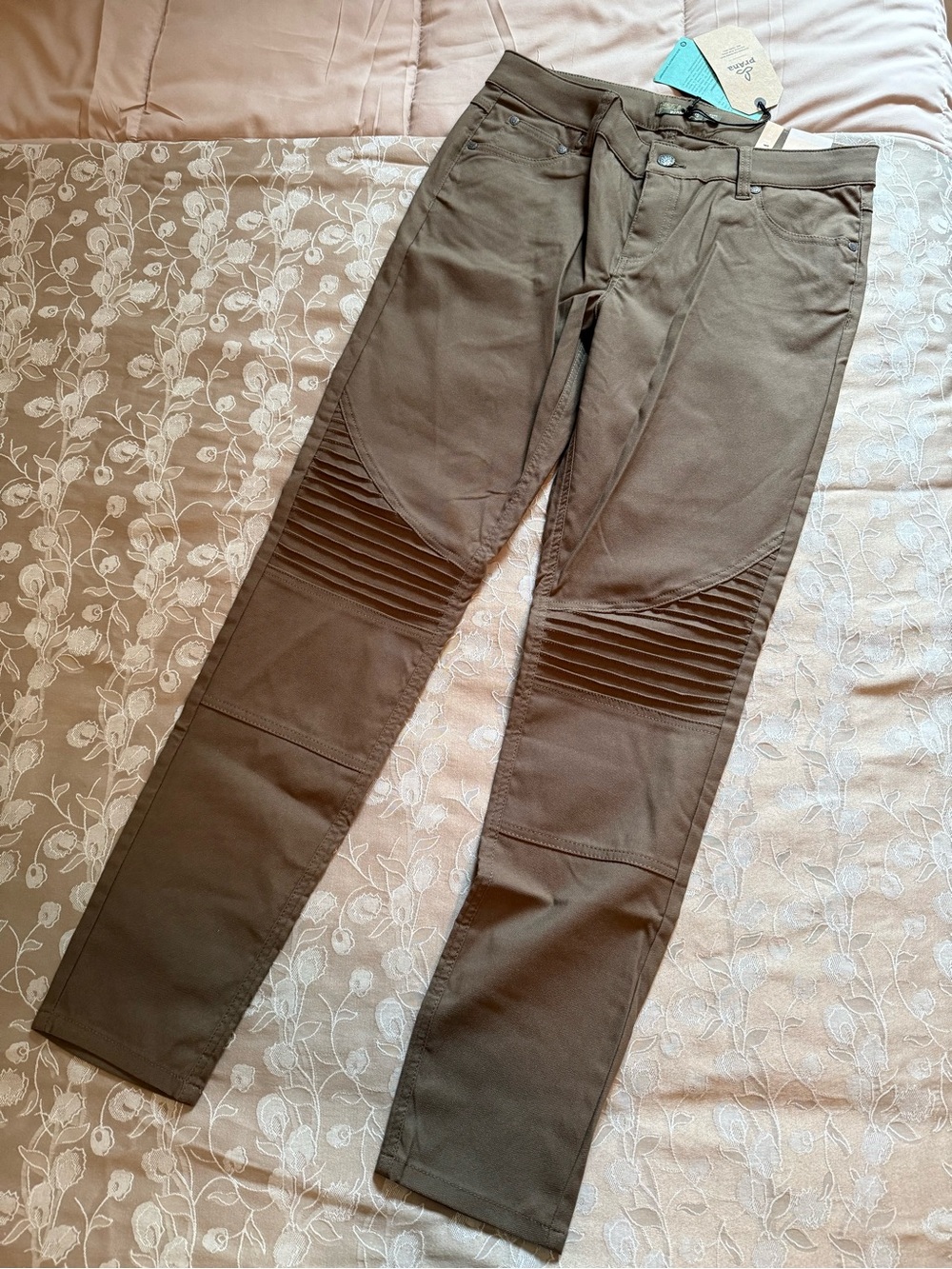 Prana women’s Brenna moto pant, size 10 short 29” inseam NWT,  slate green.